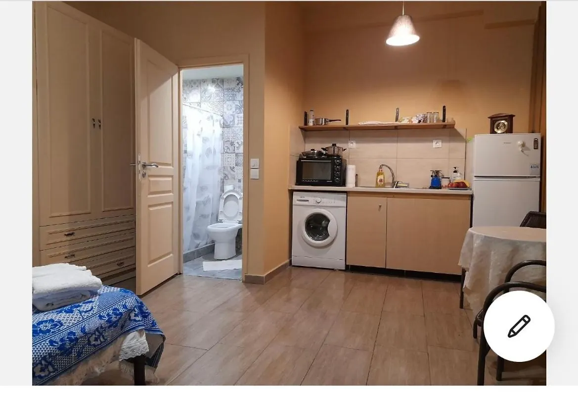 Apartment Wood Studio Nea Michaniona